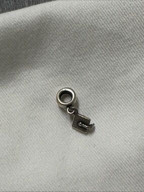 Pandora graduation cap charm
